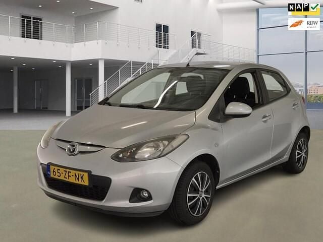 Grijs Gebruikt 2008 Mazda 2 Hatchback | € 2.899 (Eerlijke prijs) - Afbeelding 1/4