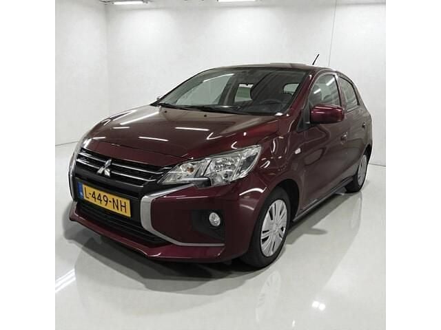 Rood (metallic) Occasion 2021 Mitsubishi Space Star Hatchback | € 7.999 (Super prijs) - Afbeelding 1/4