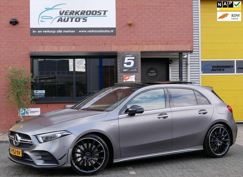 Grijs Gebruikt 2019 Mercedes A35 AMG Premium Plus Hatchback | € 37.950 (Eerlijke prijs) - Afbeelding 1/4