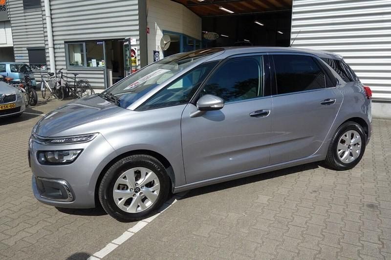 Grijs Gebruikt 2017 Citroën C4 Feel MPV | € 10.990 (Eerlijke prijs) - Afbeelding 1/4