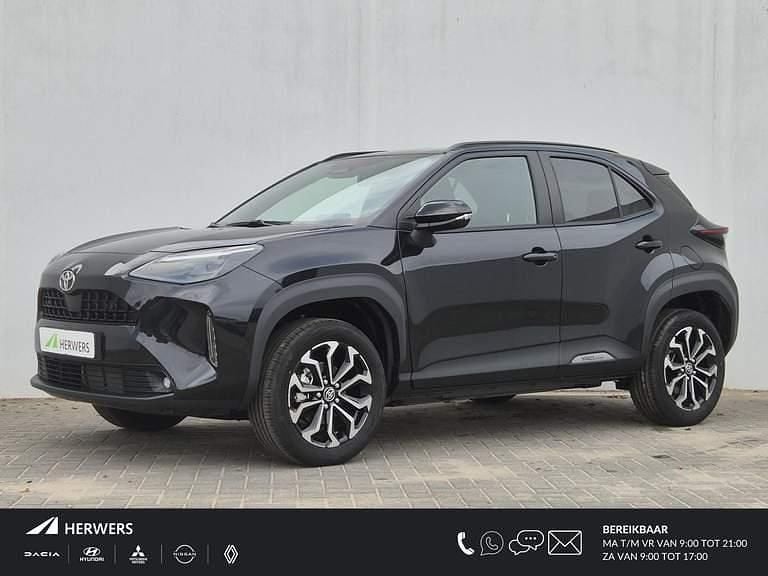 209 mysticzwart Nieuw 2025 Toyota Yaris Hybrid SUV | € 30.735 (Super prijs) - Afbeelding 1/4