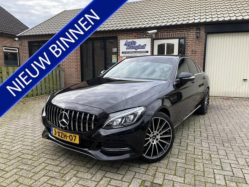 Zwart Gebruikt 2014 Mercedes C180 Edition Sedan | € 10.950 (Eerlijke prijs) - Afbeelding 1/4