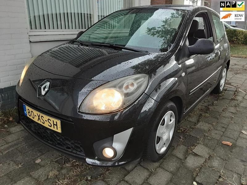 Hatchback Gebruikt 2007 Renault Twingo Dynamique Hatchback | € 2.950 (Eerlijke prijs) - Afbeelding 1/4