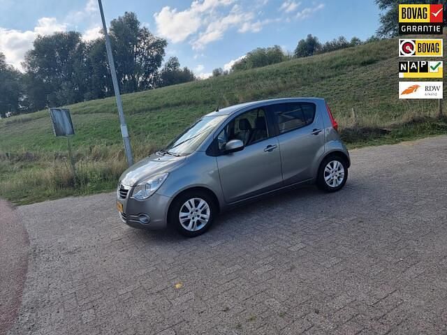 Grijs Gebruikt 2012 Opel Agila Edition Hatchback | € 2.950 (Goede deal) - Afbeelding 1/4