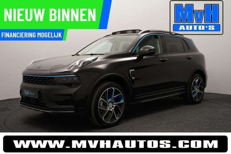 Zwart, metallic lak Gebruikt 2021 Lynk & Co 01 SUV | € 23.599 (Eerlijke prijs) - Afbeelding 1/4