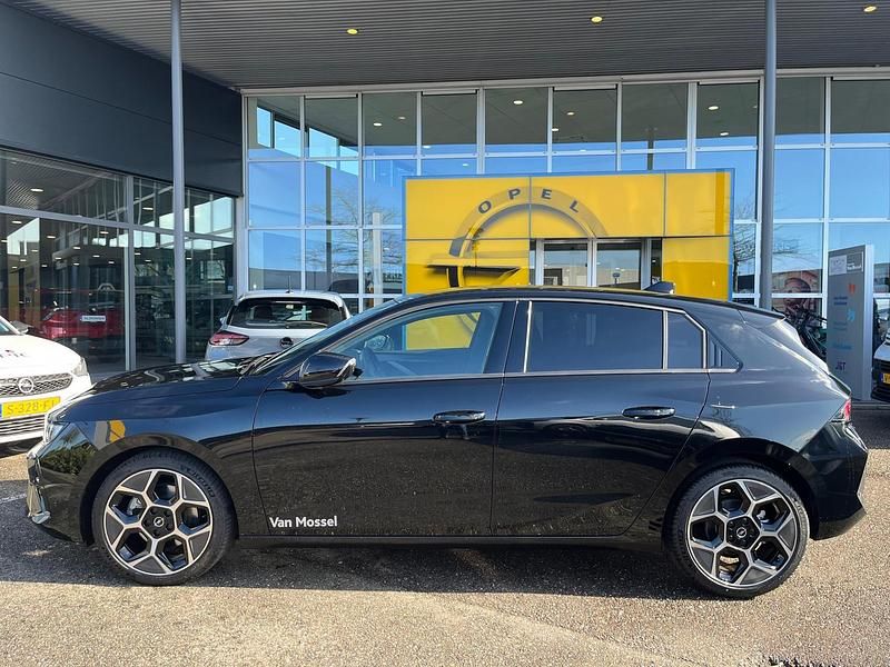 Occasion Opel Astra 146 PK (107 kW) 2025 Zwart Hatchback