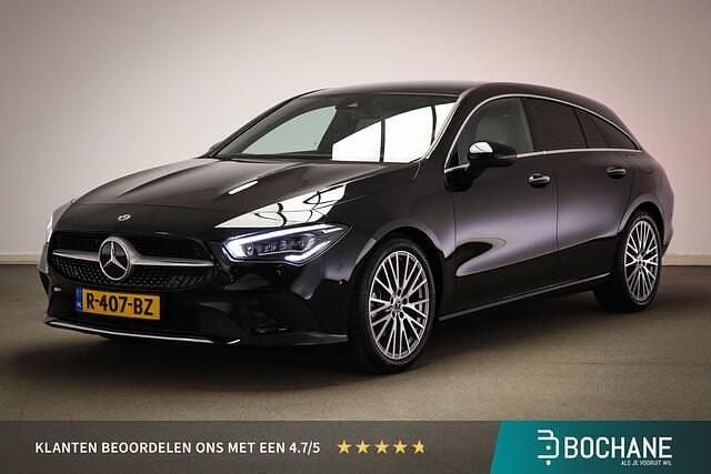 Zwart Gebruikt 2022 Mercedes CLA180 Shooting Brake Premium Stationwagen | € 31.240 (Eerlijke prijs) - Afbeelding 1/4