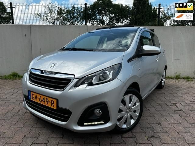 Grijs, metallic lak Gebruikt 2015 Peugeot 108 Active Hatchback | € 8.999 (Eerlijke prijs) - Afbeelding 1/4