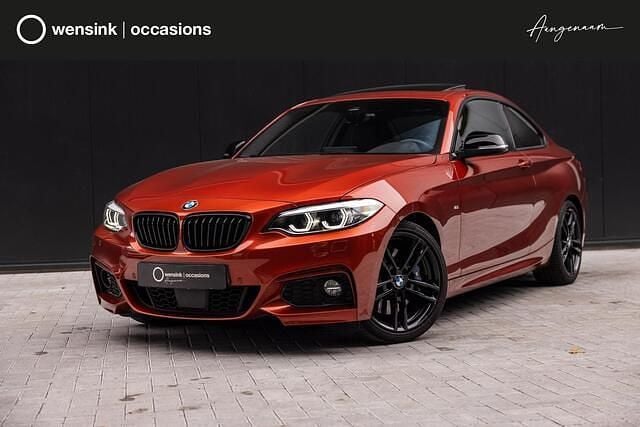 Oranje Occasion 2021 BMW 230 Executive Coupé | € 36.935 (Eerlijke prijs) - Afbeelding 1/4