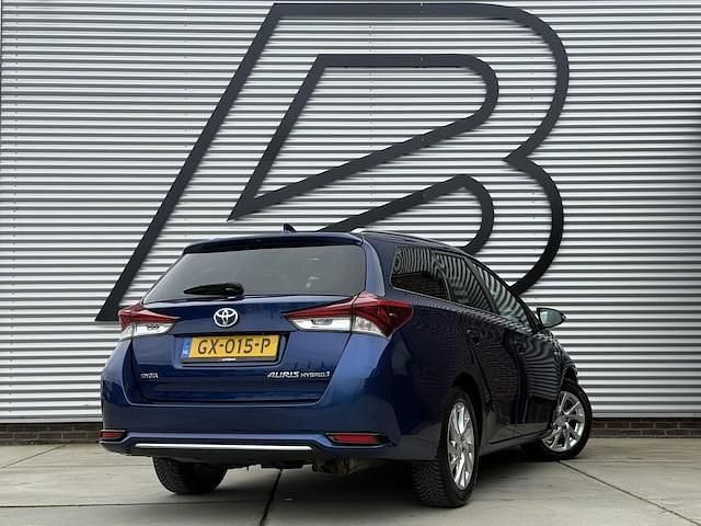 Occasion Toyota Auris Hybrid 136 PK (100 kW) 2015 Blauw Hatchback