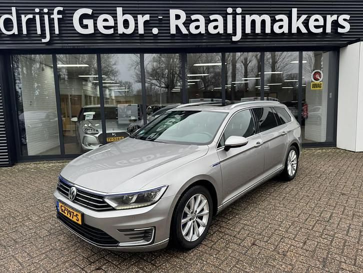 Occasion 2015 VW Passat Highline Stationwagen | € 9.900 (Eerlijke prijs) - Afbeelding 1/4