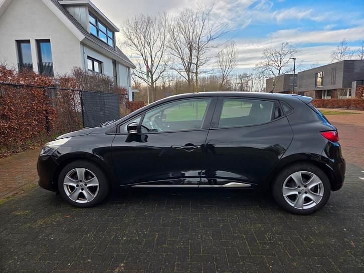 Occasion Renault Clio IV 89 PK (65 kW) 2013
