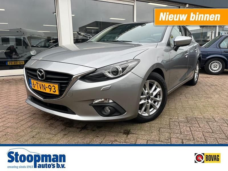 Grijs Occasion 2014 Mazda 3 Hatchback | € 14.950 (Eerlijke prijs) - Afbeelding 1/4