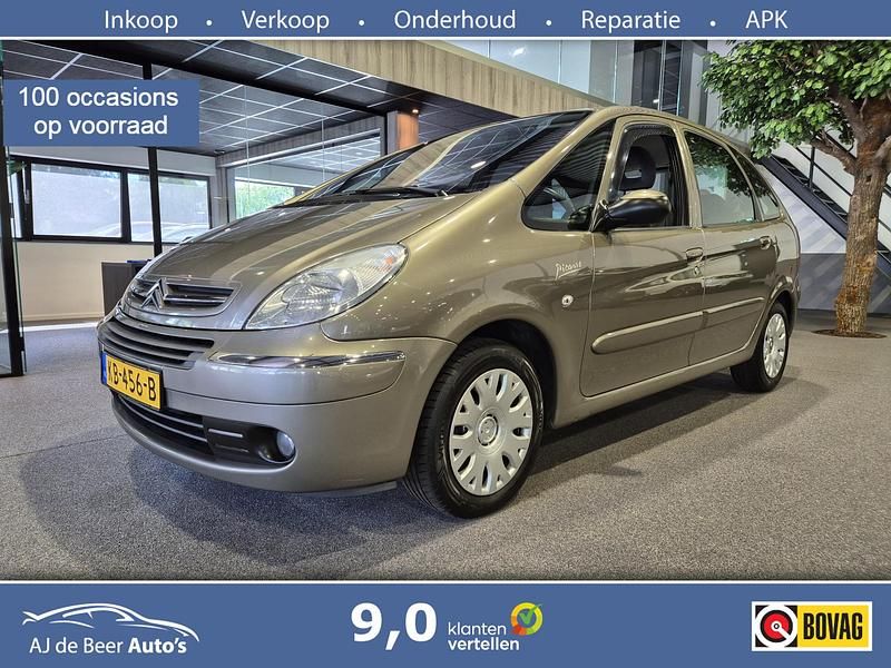 Bruin Occasion 2008 Citroën Xsara Picasso MPV | € 2.790 (Duur) - Afbeelding 1/4