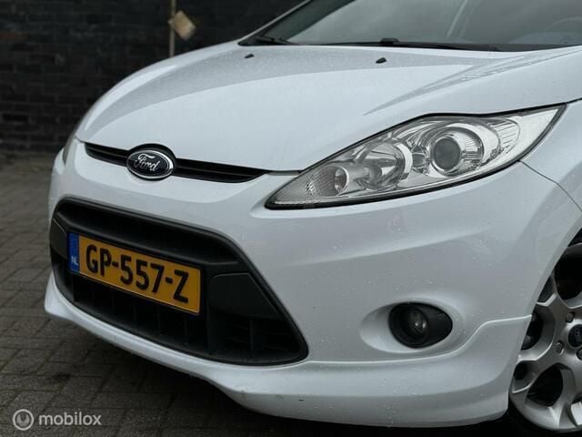 Occasion Ford Fiesta Individual 120 PK (88 kW) 2010 Wit Hatchback