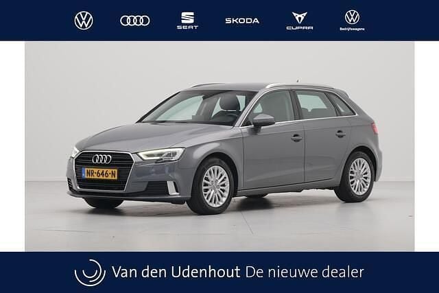 Monsoongrijs Gebruikt 2017 Audi A3 Sportback Sport Hatchback | € 13.450 (Goede deal) - Afbeelding 1/4