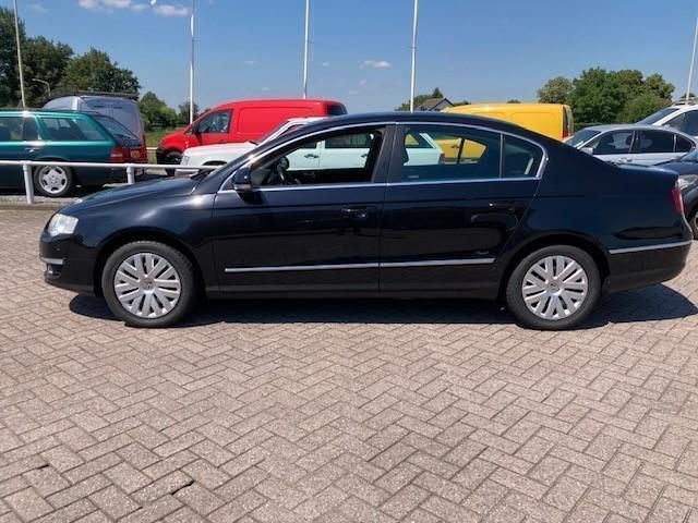 Occasion VW Passat Comfortline 105 PK (77 kW) 2006 Zwart Sedan