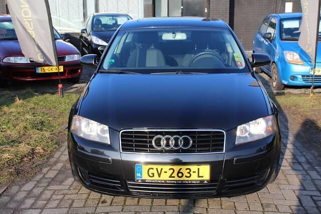 Occasion Audi A3 Attraction 116 PK (85 kW) 2003 Zwart Hatchback