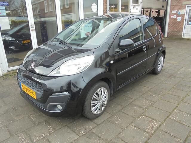 Occasion Peugeot 107 Active 68 PK (50 kW) 2012 Zwart (metallic) Hatchback