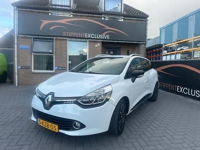 Wit Gebruikt 2013 Renault Clio IV Expression Hatchback | € 3.950 (Goede deal) - Afbeelding 1/4