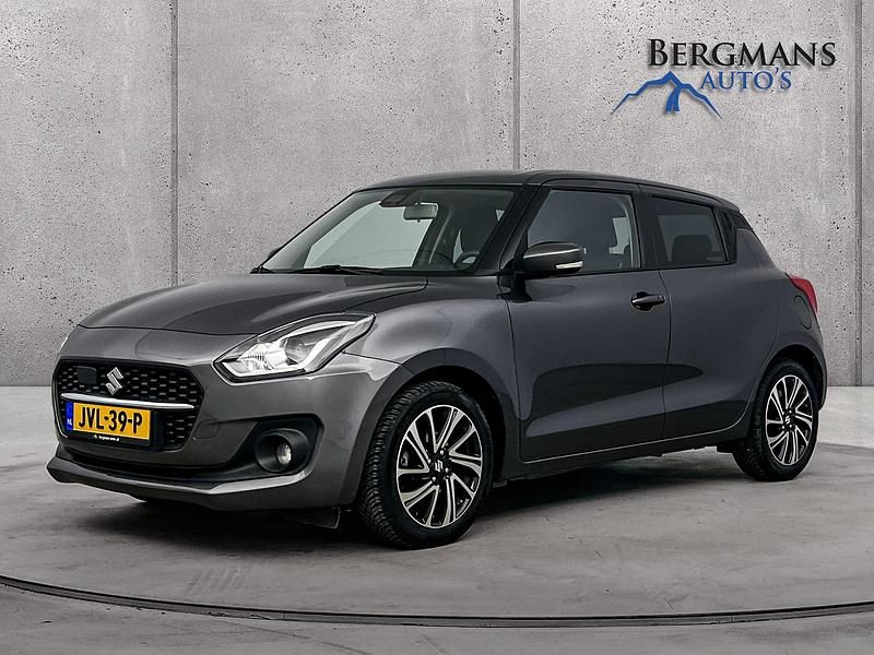 Grijs Occasion 2026 Suzuki Swift Style Hatchback | € 20.300 (Eerlijke prijs) - Afbeelding 1/4
