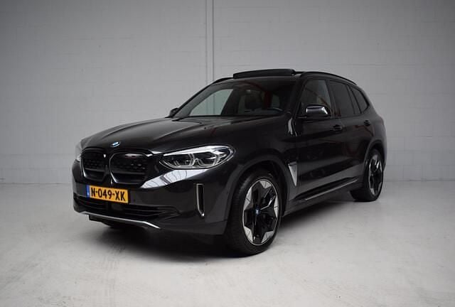 Occasion BMW iX3 Executive 210 kW (286 PK) 2021 Grijs (metallic) SUV