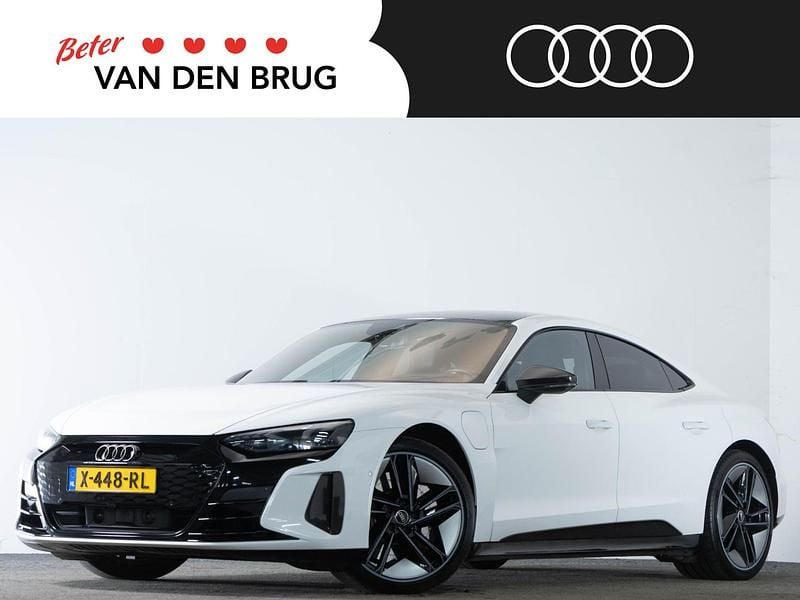 Wit Gebruikt 2021 Audi RS e-tron GT Sedan | € 58.195 (Iets duurder) - Afbeelding 1/4