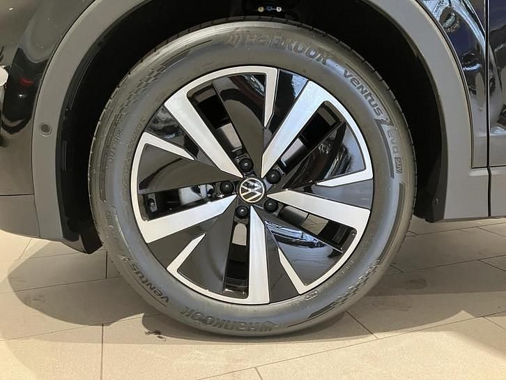 Nieuw VW Tiguan Edition 150 PK (110 kW) 2025 Zwart SUV