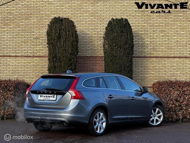 Occasion Volvo V60 122 PK (89 kW) 2017 Grijs Stationwagen