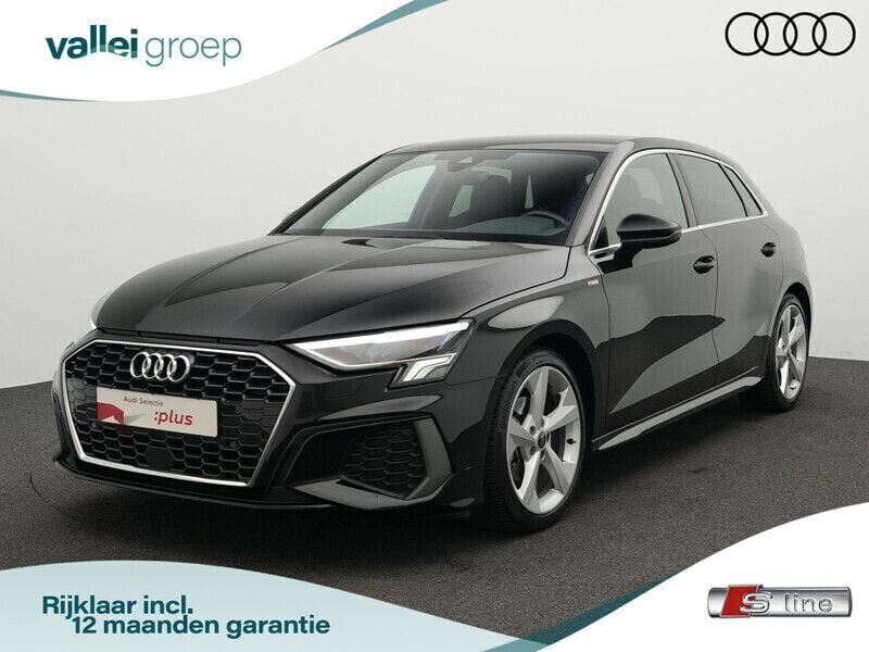 Zwart Gebruikt 2024 Audi A3 Sportback S-Line Hatchback | € 35.900 (Eerlijke prijs) - Afbeelding 1/4