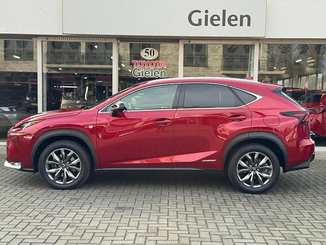 Occasion Lexus NX300h Sport Line 197 PK (144 kW) 2015 Rood SUV