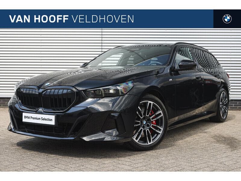 Zwart Gebruikt 2024 BMW 540 Comfort Edition Sedan | € 99.950 - Afbeelding 1/4