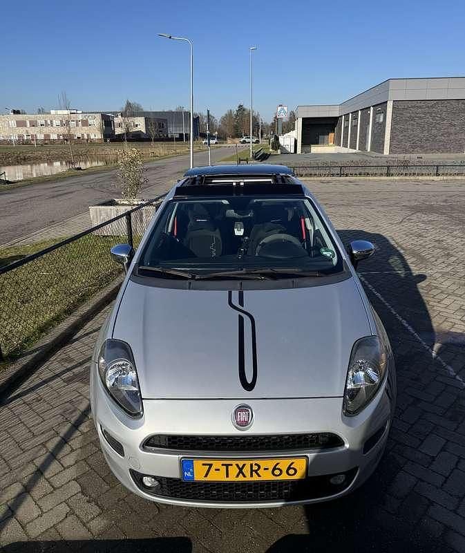 Occasion Fiat Punto Lounge 101 PK (74 kW) 2014 Grijs Hatchback