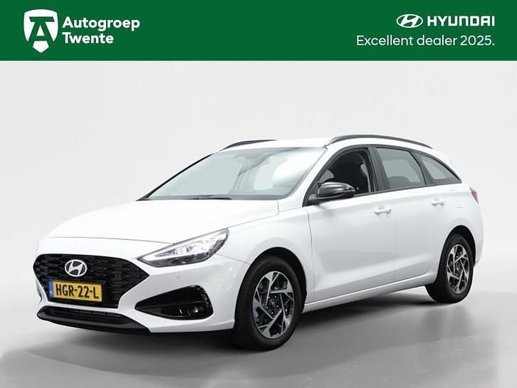 Wit Gebruikt 2025 Hyundai i30 Comfort Stationwagen | € 30.950 - Afbeelding 1/4
