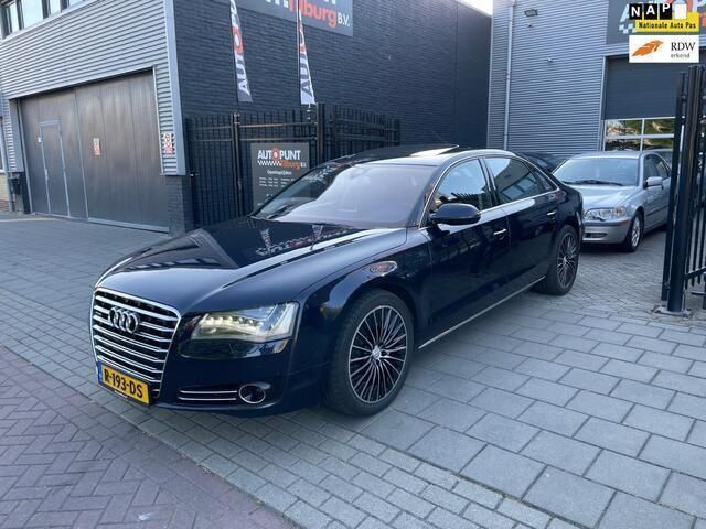 Blauw Gebruikt 2011 Audi A8L Proline Sedan | € 14.999 - Afbeelding 1/4