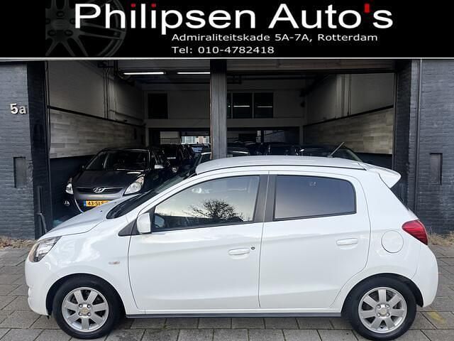 Wit Occasion 2015 Mitsubishi Space Star Hatchback | € 8.450 (Duur) - Afbeelding 1/4