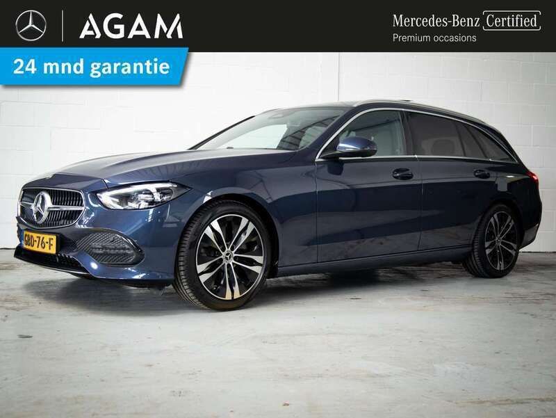 Blauw, metallic lak Gebruikt 2024 Mercedes C180 Luxury Stationwagen | € 47.950 (Eerlijke prijs) - Afbeelding 1/4