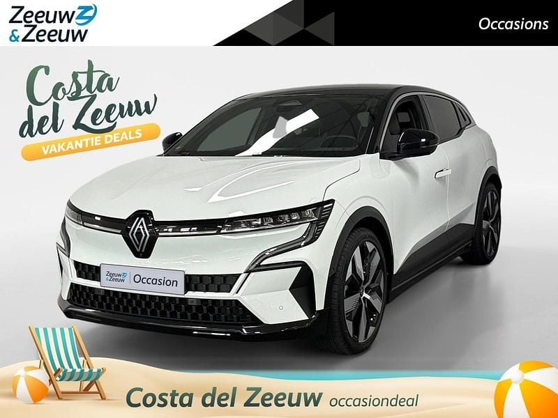 Wit Gebruikt 2023 Renault Mégane Techno Hatchback | € 29.445 (Eerlijke prijs) - Afbeelding 1/4
