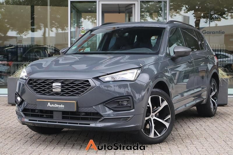 Grijs Gebruikt 2021 Seat Tarraco FR SUV | € 27.900 (Goede deal) - Afbeelding 1/4