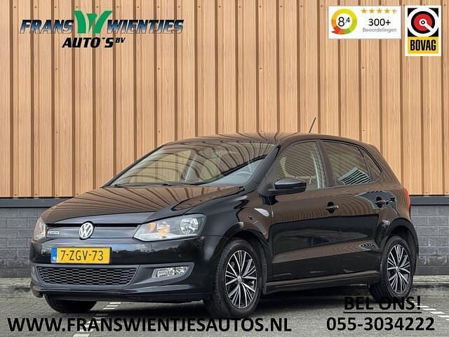 Zwart Gebruikt 2015 VW Polo Hatchback | € 4.450 (Goede deal) - Afbeelding 1/4