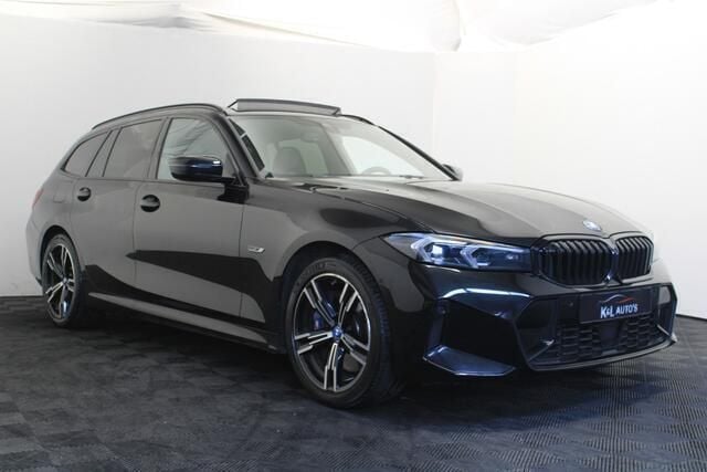 Occasion BMW 330 M Performance 109 PK (80 kW) 2022 Zwart Stationwagen