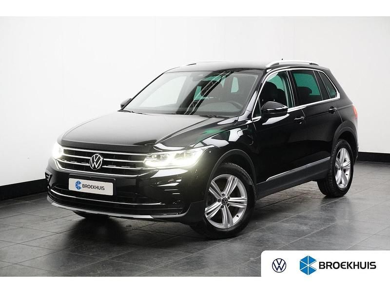 Zwart Occasion 2022 VW Tiguan Elegance SUV | € 30.900 (Super prijs) - Afbeelding 1/4