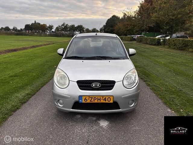 Occasion Kia Picanto 65 PK (47 kW) 2008 Grijs Hatchback