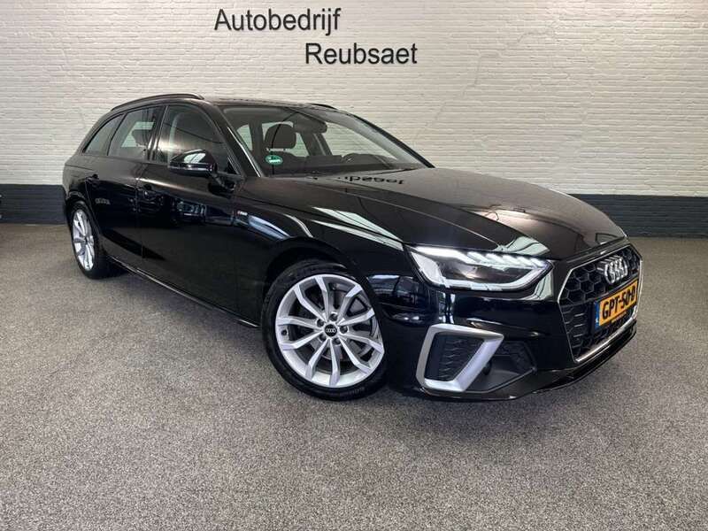 Zwart Gebruikt 2021 Audi A4 Stationwagen | € 32.995 (Iets duurder) - Afbeelding 1/4