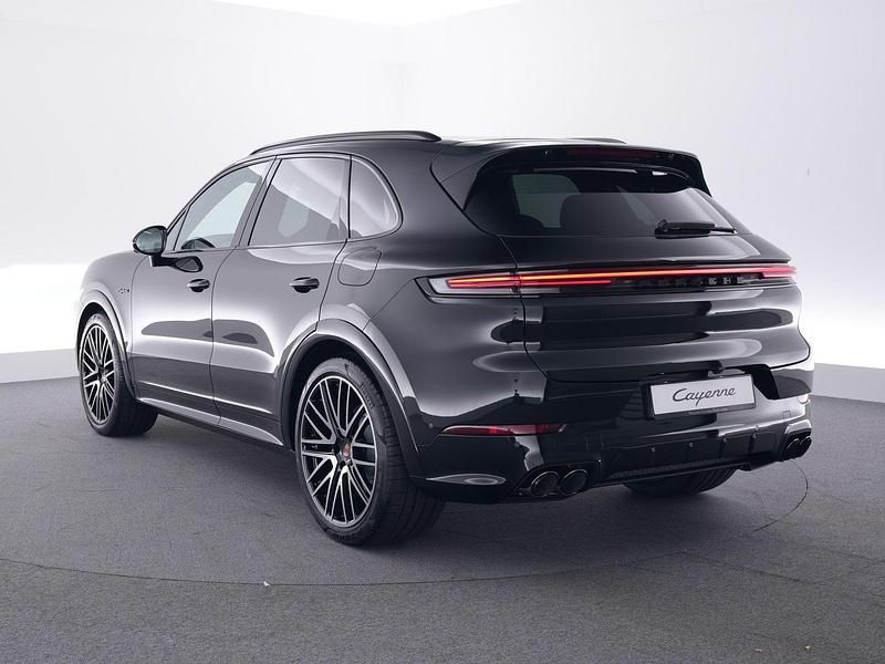 Occasion Porsche Cayenne 305 PK (224 kW) 2025 Zwart SUV