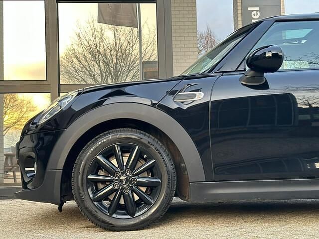 Occasion Mini Cooper Business 136 PK (100 kW) 2017 Zwart Hatchback