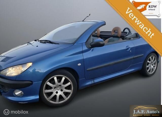 Blauw Gebruikt 2003 Peugeot 206 CC Cabriolet | € 1.950 (Iets duurder) - Afbeelding 1/4