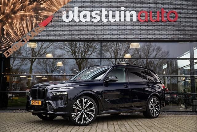 Zwart Gebruikt 2023 BMW X7 M Sport SUV | € 139.750 (Eerlijke prijs) - Afbeelding 1/4
