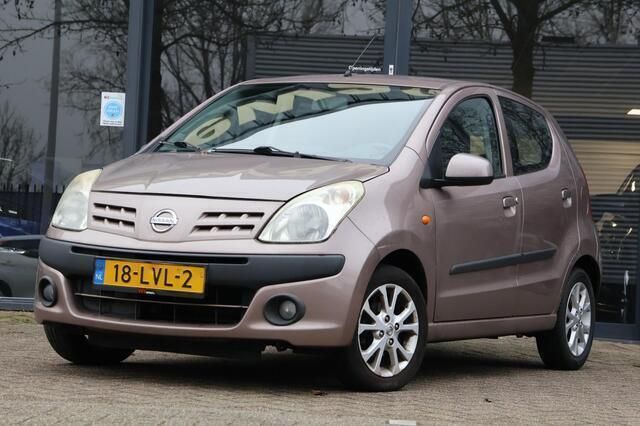 Beige Gebruikt 2010 Nissan Pixo Hatchback | € 2.745 (Eerlijke prijs) - Afbeelding 1/4
