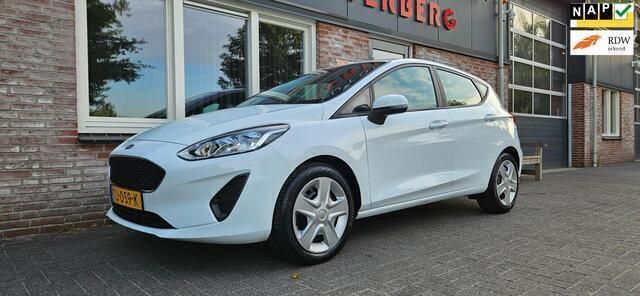 Wit Gebruikt 2018 Ford Fiesta Trend Hatchback | € 8.450 (Eerlijke prijs) - Afbeelding 1/4